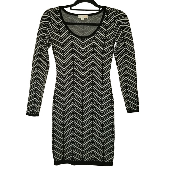 Gianni Bini Dresses & Skirts - GB Gianni Bini Dress- Women's Small Black White Chevron Stripe Stretch Bodycon